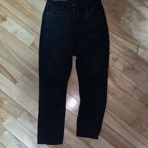 American Eagle mom jeans